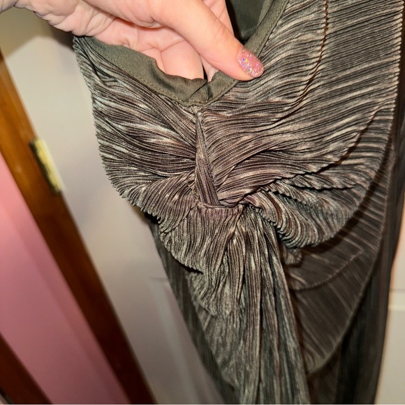 ASOS Two in One Fallen Shoulder Plisse Maxi Dress - Picture 7 of 10